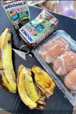 SPPG Pamijahan 03 Diduga Salurkan MBG Tidak Layak Kosumsi Ke Penerima Manfaat (Siswa)