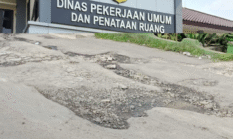 Lembaga Survey Kepuasan Masyarakat Angkat Suara Jalan KH Abdul Hamid Rusak Tak Kunjung Dibenahi