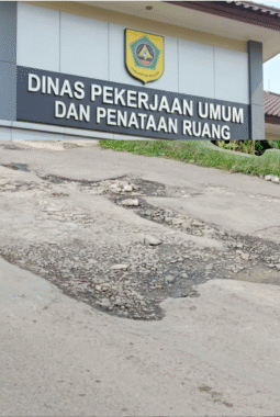 Lembaga Survey Kepuasan Masyarakat Angkat Suara Jalan KH Abdul Hamid Rusak Tak Kunjung Dibenahi
