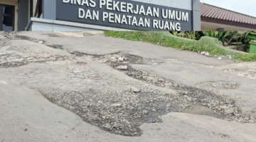 Lembaga Survey Kepuasan Masyarakat Angkat Suara Jalan KH Abdul Hamid Rusak Tak Kunjung Dibenahi